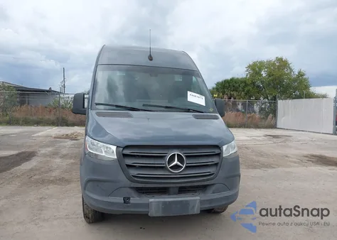 2019 Mercedes-Benz Sprinter 2500 High Roof V6 from USA, damaged, VIN WD4PF1CD0KP118356